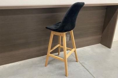 Barová stolička BS03900BLNA