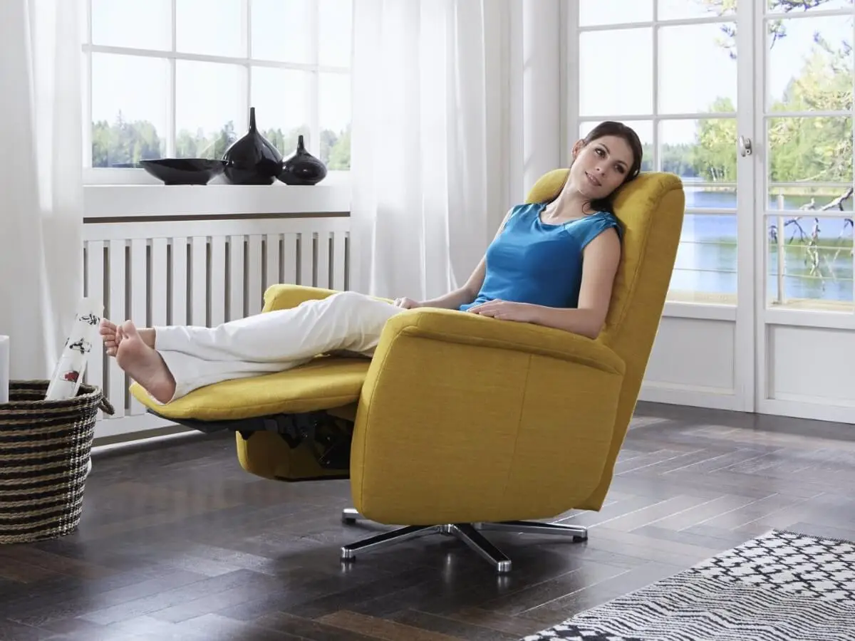 sedenie v relaxačnom kresle